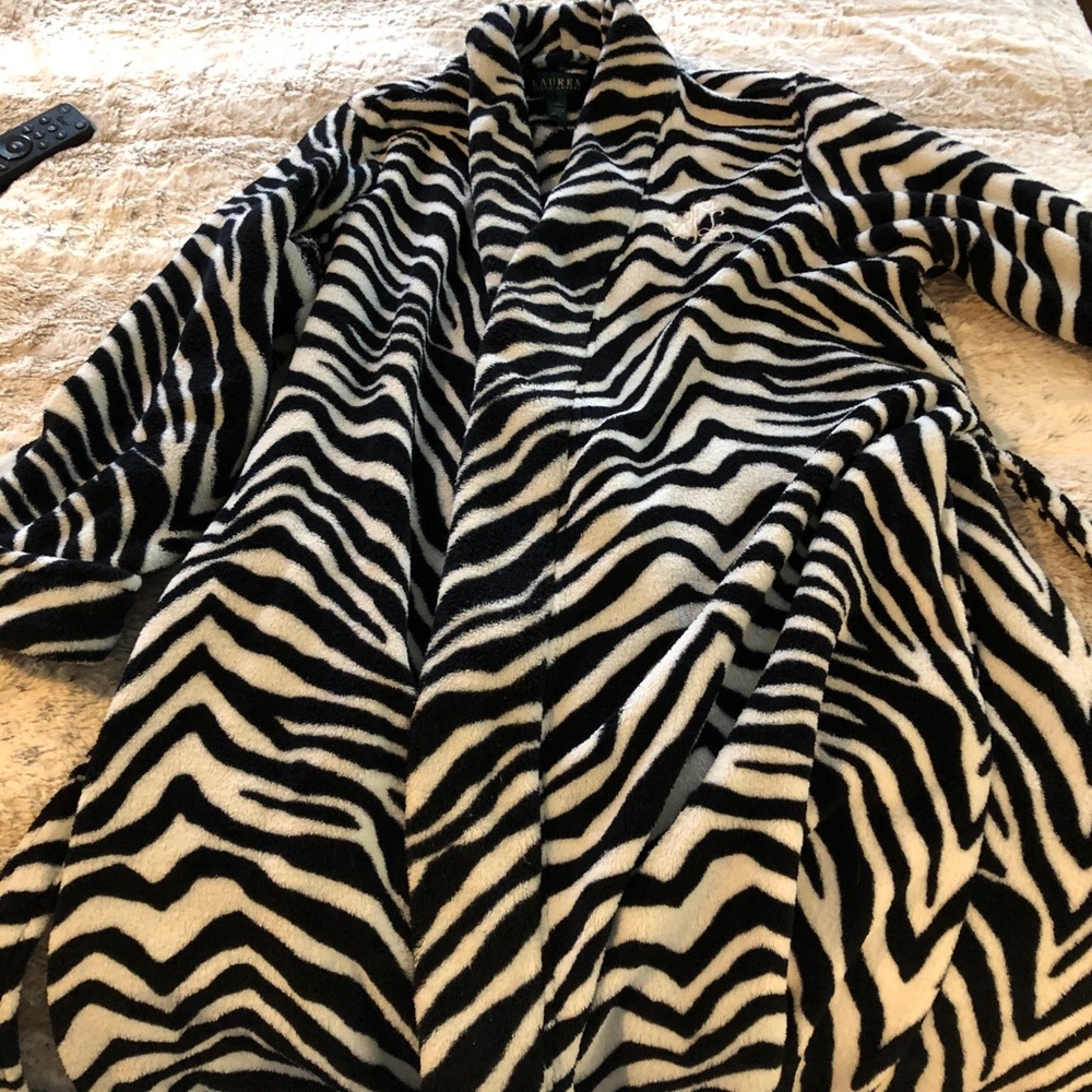 Lauren Ralph Lauren zebra robe